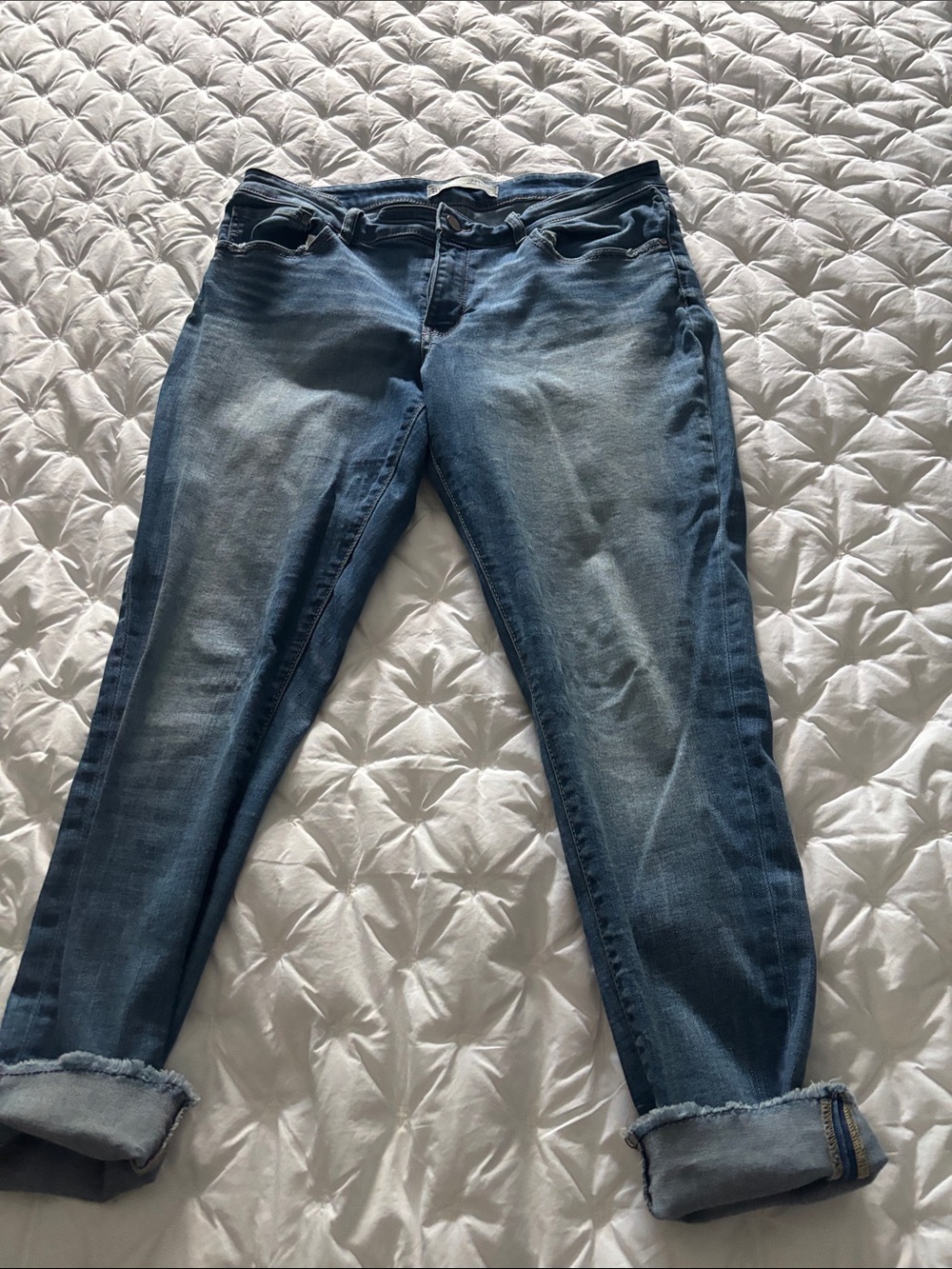 BKE Women's Distressed Light-Mid Blue Boyfriend Jeans/ankle